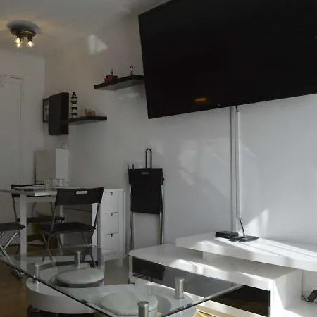 Studio Cap D'Agde, 1 Piece, 3 Personnes - Fr-1-249-249 آجد