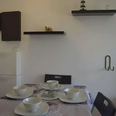 Studio Cap D'Agde, 1 Piece, 3 Personnes - Fr-1-249-249 آجد