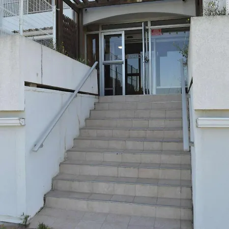 Studio Cap D'Agde, 1 Piece, 3 Personnes - Fr-1-249-249